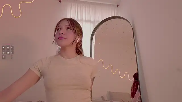 HannaMoom online show from 21, 4, 2026