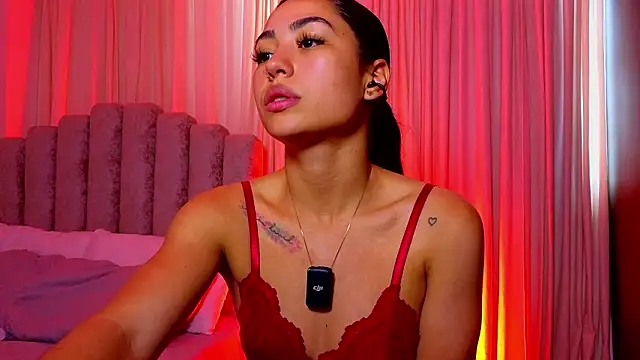 Snapshot of samantha_bss chatting on 3, 3, 2026 samantha bss online show from 3, 3, 2026