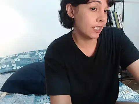 camii 7 online show from 25, 2, 2025