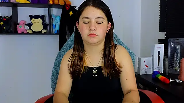 Snapshot of ann_bronw chatting on 12, 2, 2025 ann bronw online show from 12, 2, 2025