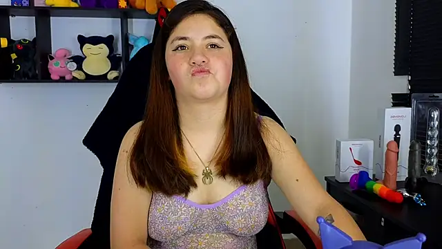 Snapshot of ann_bronw chatting on 21, 2, 2025 ann bronw online show from 21, 2, 2025