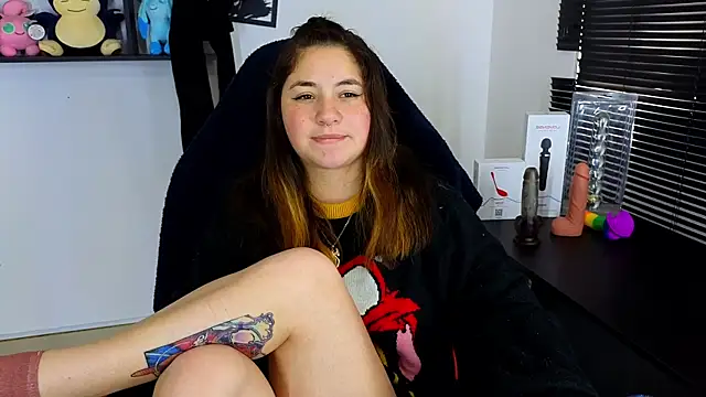 Snapshot of ann_bronw chatting on 28, 2, 2025 ann bronw online show from 28, 2, 2025