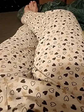 Snapshot of elisamoielisa chatting on 16, 11, 2025 elisamoielisa online show from 16, 11, 2025