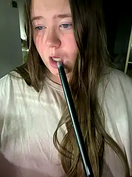 remirann  online show from 25, 11, 2025