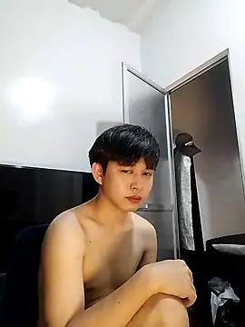 Snapshot of alfonsoasiancutie chatting on 1, 1, 2025 alfonsoasiancutie online show from 1, 1, 2025