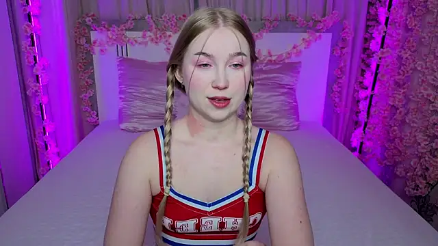 LilyStarlight online show from 16, 7, 2026