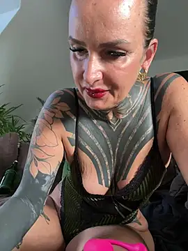 InkedBiitch online show from 9, 7, 2026