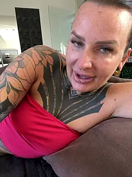 InkedBiitch online show from 13, 7, 2026