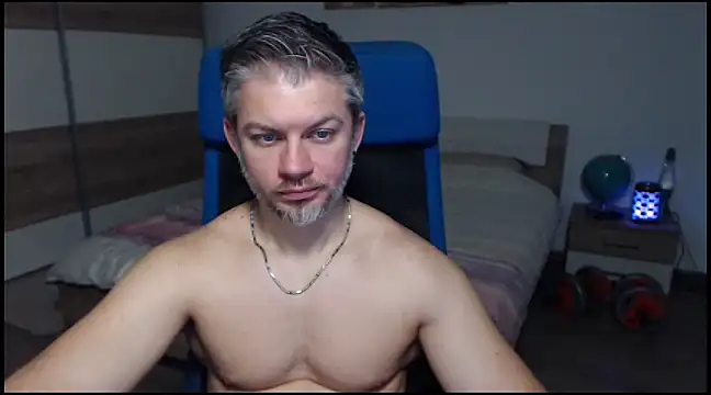 Snapshot of RobbyShawz chatting on 22, 12, 2024 RobbyShawz online show from 22, 12, 2024