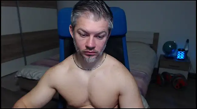 Snapshot of RobbyShawz chatting on 23, 12, 2024 RobbyShawz online show from 23, 12, 2024