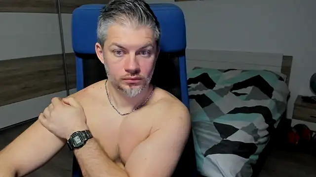 Snapshot of RobbyShawz chatting on 17, 1, 2025 RobbyShawz online show from 17, 1, 2025