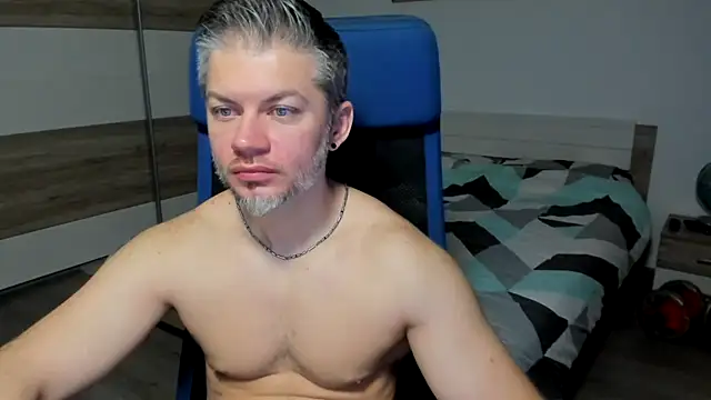 Snapshot of RobbyShawz chatting on 20, 1, 2025 RobbyShawz online show from 20, 1, 2025