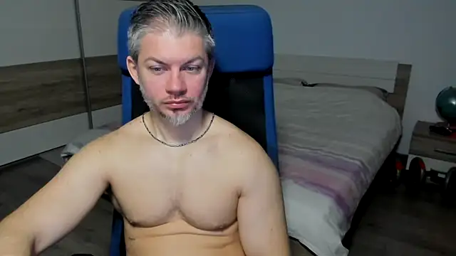 Snapshot of RobbyShawz chatting on 29, 1, 2025 RobbyShawz online show from 29, 1, 2025