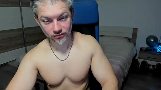 Snapshot of RobbyShawz chatting on 10, 2, 2025 RobbyShawz online show from 10, 2, 2025