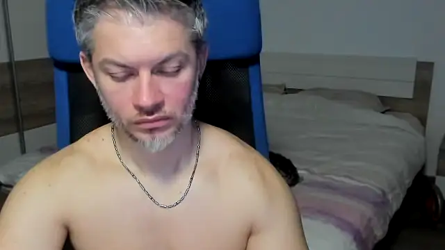 Snapshot of RobbyShawz chatting on 11, 2, 2025 RobbyShawz online show from 11, 2, 2025