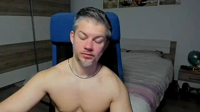 Snapshot of RobbyShawz chatting on 12, 2, 2025 RobbyShawz online show from 12, 2, 2025