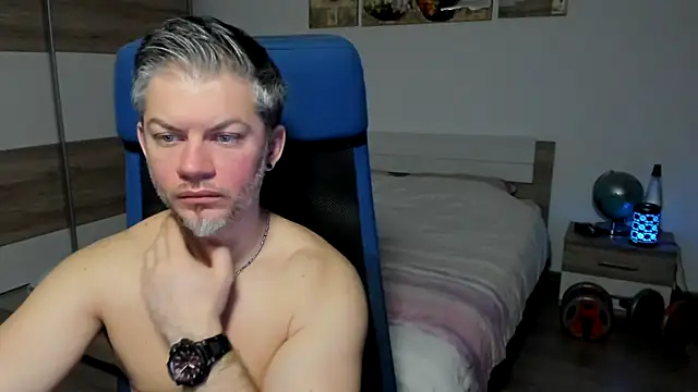 Snapshot of RobbyShawz chatting on 13, 2, 2025 RobbyShawz online show from 13, 2, 2025