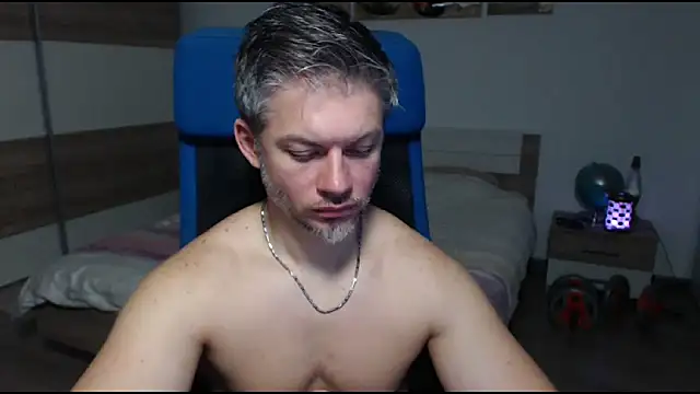 Snapshot of RobbyShawz chatting on 14, 2, 2025 RobbyShawz online show from 14, 2, 2025