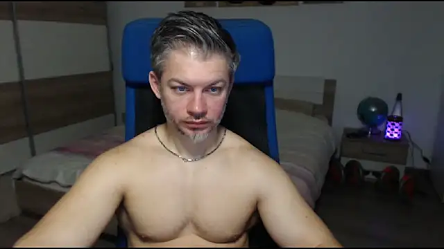 Snapshot of RobbyShawz chatting on 23, 2, 2025 RobbyShawz online show from 23, 2, 2025