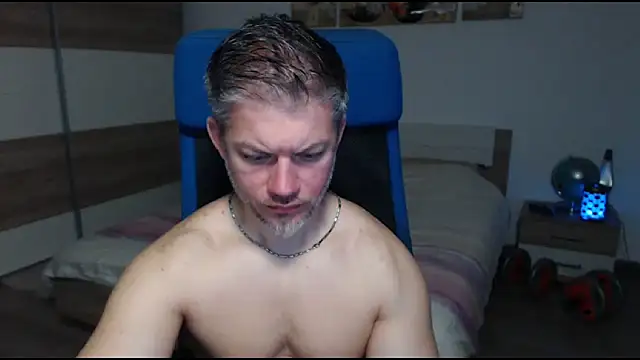 Snapshot of RobbyShawz chatting on 15, 3, 2025 RobbyShawz online show from 15, 3, 2025