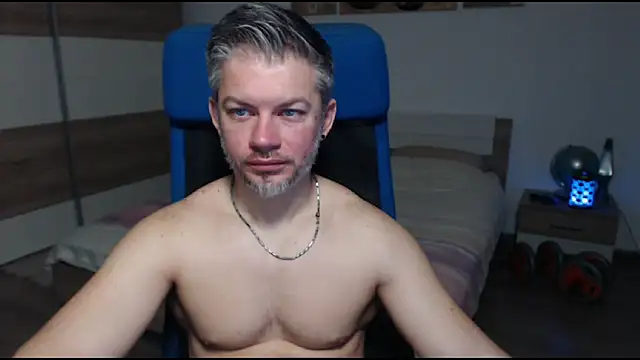 Snapshot of RobbyShawz chatting on 20, 3, 2025 RobbyShawz online show from 20, 3, 2025