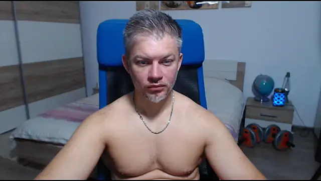 Snapshot of RobbyShawz chatting on 20, 9, 2025 RobbyShawz online show from 20, 9, 2025