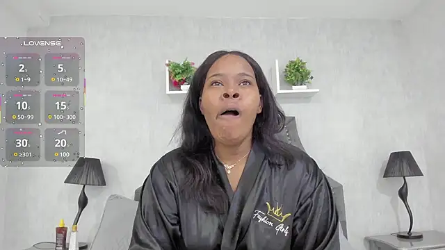 Snapshot of Rianamanson chatting on 23, 2, 2025 Rianamanson online show from 23, 2, 2025