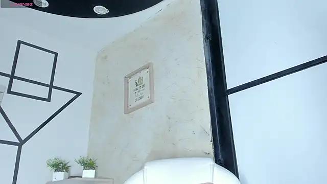 Snapshot of Rianamanson chatting on 17, 3, 2025 Rianamanson online show from 17, 3, 2025