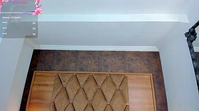 Snapshot of Rianamanson chatting on 11, 9, 2025 Rianamanson online show from 11, 9, 2025