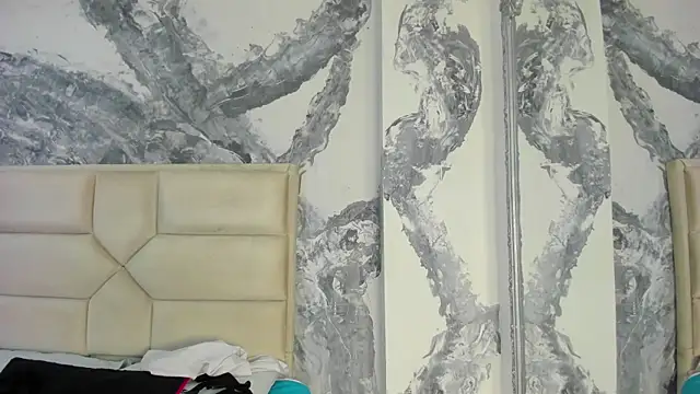 Snapshot of Rianamanson chatting on 15, 10, 2025 Rianamanson online show from 15, 10, 2025