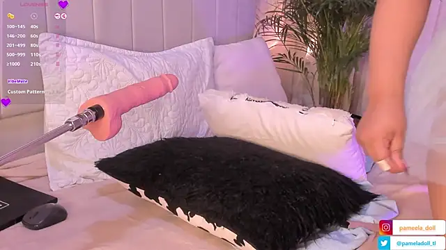Snapshot of pamela_doll3 chatting on 24, 1, 2025 pamela doll3 online show from 24, 1, 2025