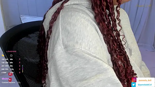 Snapshot of pamela_doll3 chatting on 26, 2, 2025 pamela doll3 online show from 26, 2, 2025