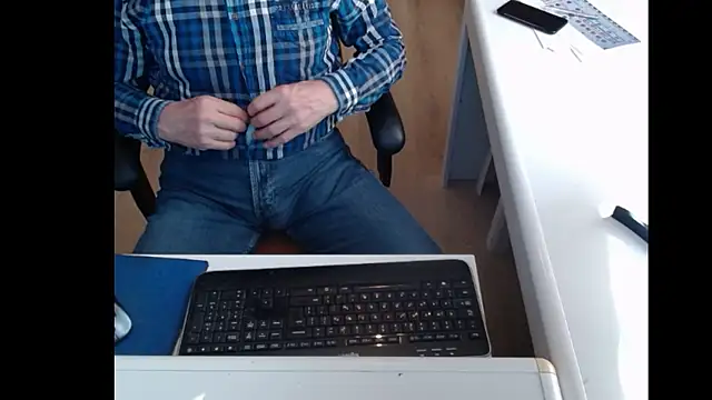 Snapshot of dutchpornking chatting on 7, 3, 2025 dutchpornking online show from 7, 3, 2025