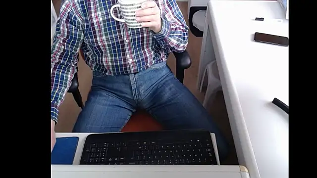 Snapshot of dutchpornking chatting on 13, 3, 2025 dutchpornking online show from 13, 3, 2025