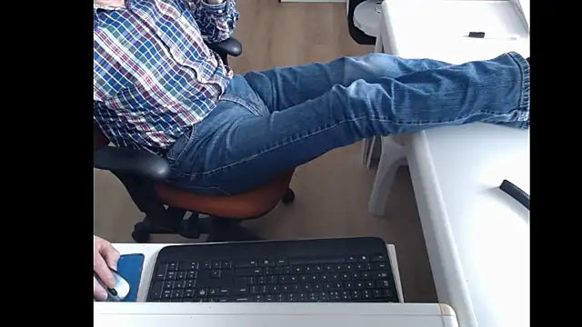 Snapshot of dutchpornking chatting on 13, 3, 2025 dutchpornking online show from 13, 3, 2025