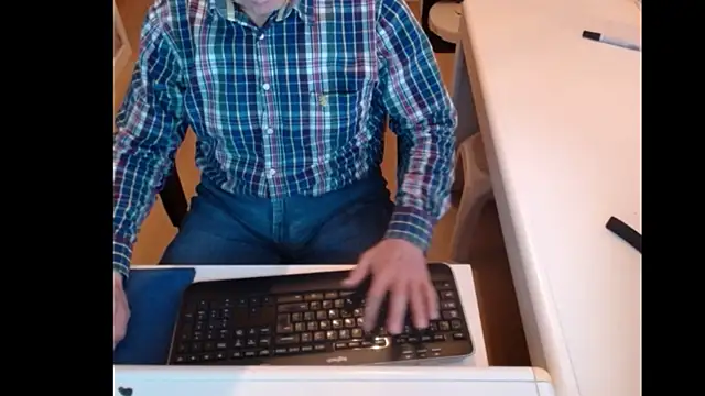 Snapshot of dutchpornking chatting on 13, 3, 2025 dutchpornking online show from 13, 3, 2025