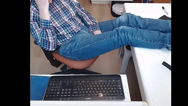 Snapshot of dutchpornking chatting on 15, 3, 2025 dutchpornking online show from 15, 3, 2025