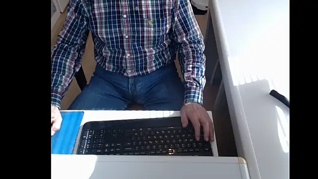 Snapshot of dutchpornking chatting on 16, 3, 2025 dutchpornking online show from 16, 3, 2025