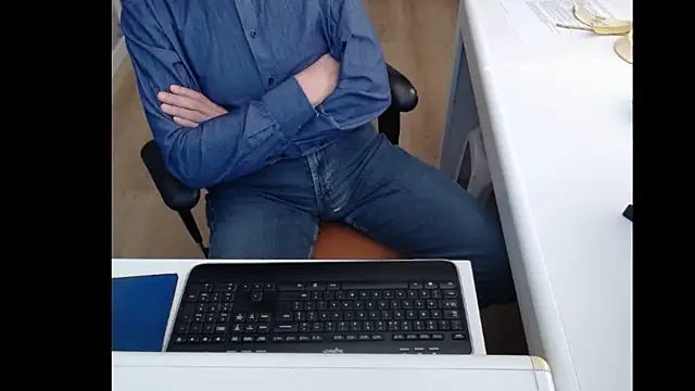 Snapshot of dutchpornking chatting on 19, 3, 2025 dutchpornking online show from 19, 3, 2025