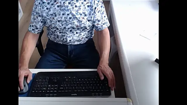 Snapshot of dutchpornking chatting on 13, 9, 2025 dutchpornking online show from 13, 9, 2025