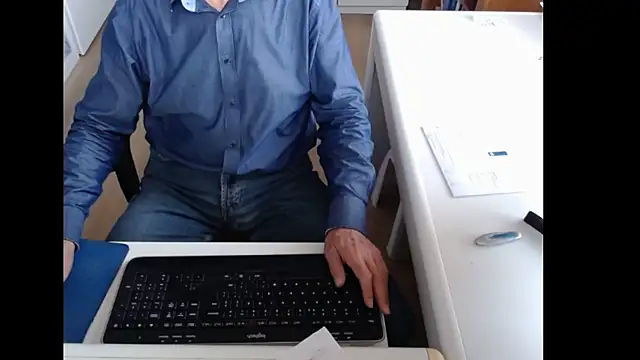 Snapshot of dutchpornking chatting on 19, 9, 2025 dutchpornking online show from 19, 9, 2025