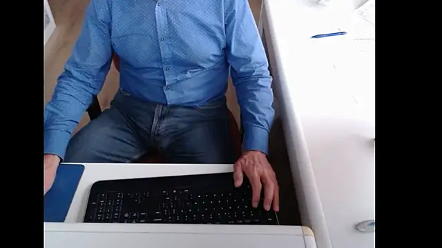 Snapshot of dutchpornking chatting on 27, 9, 2025 dutchpornking online show from 27, 9, 2025