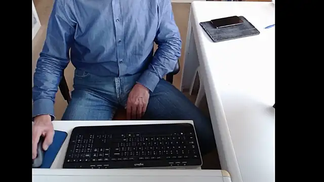 Snapshot of dutchpornking chatting on 5, 10, 2025 dutchpornking online show from 5, 10, 2025