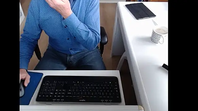 Snapshot of dutchpornking chatting on 13, 10, 2025 dutchpornking online show from 13, 10, 2025