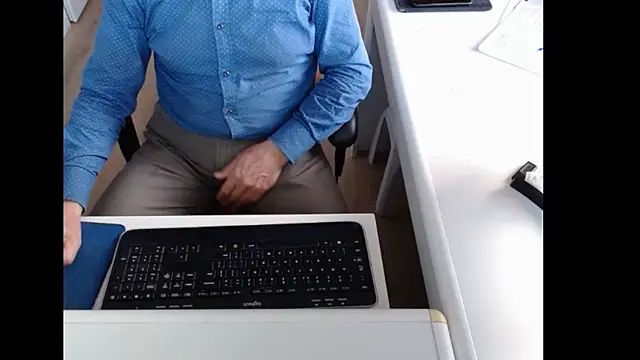 Snapshot of dutchpornking chatting on 17, 11, 2025 dutchpornking online show from 17, 11, 2025