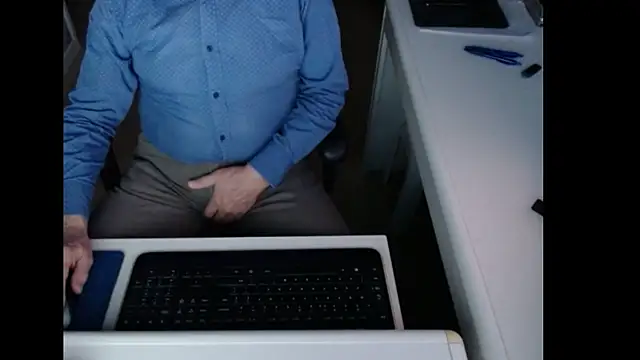 Snapshot of dutchpornking chatting on 13, 1, 2026 dutchpornking online show from 13, 1, 2026