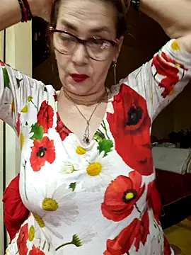 Chriss Tinaa online show from 9, 4, 2026