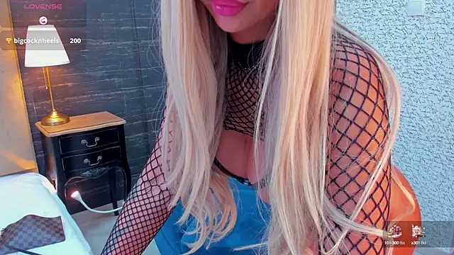 Snapshot of MelanieLexxx chatting on 26, 12, 2024 MelanieLexxx online show from 26, 12, 2024