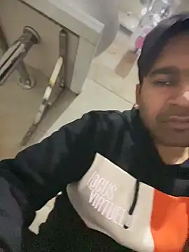 luciferdxm5 online show from 11, 1, 2026