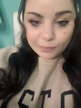 BustyMadison online show from 8, 1, 2025